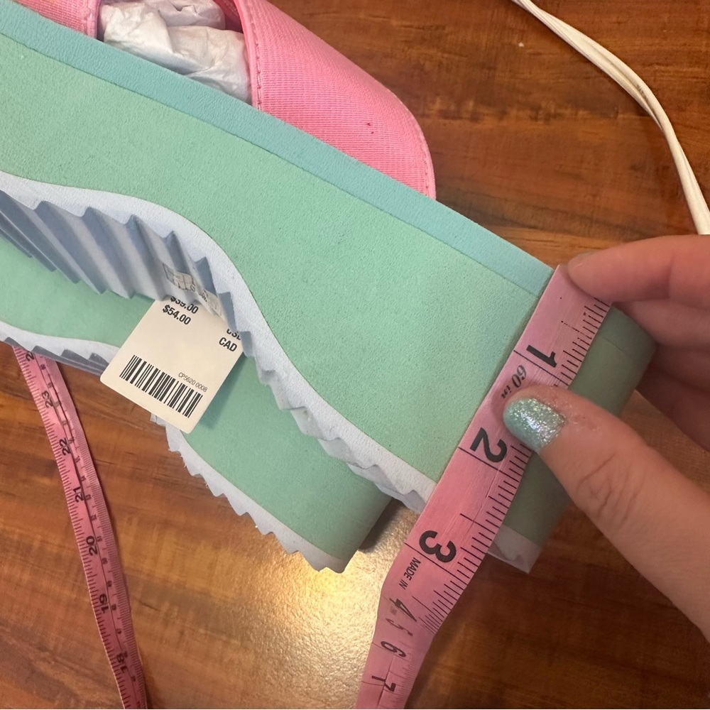 Nwt UO pastel platform sandals - Picture 5 of 7